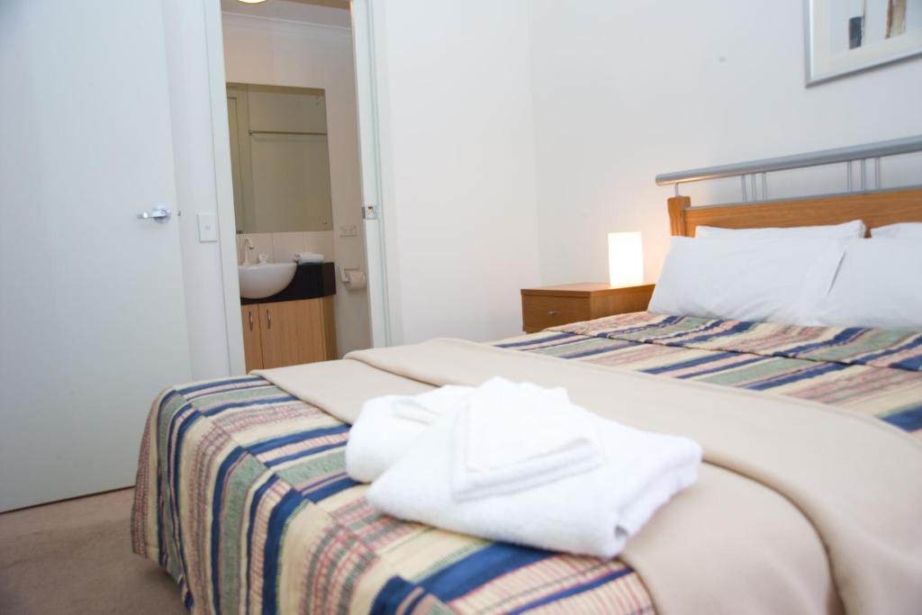 Windsor Apartments Adelaida Habitación foto